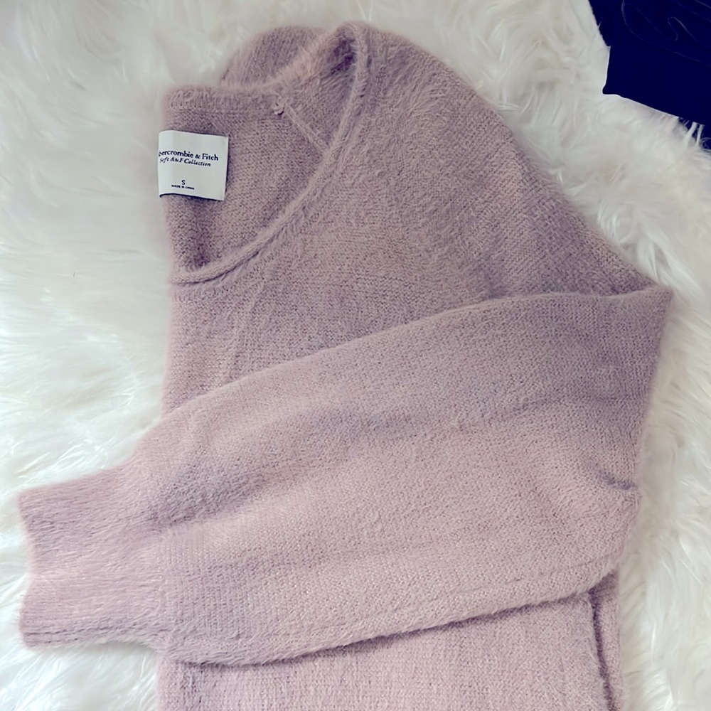 A&F Soft and beautiful sweater